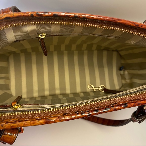 Retired Brahmin Medium Asher Pecan Lima Wicker Tote Bag Purse RARE New - Picture 10 of 16